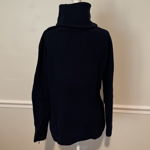 Athleta navy turtleneck sweater - Picture 5 of 5